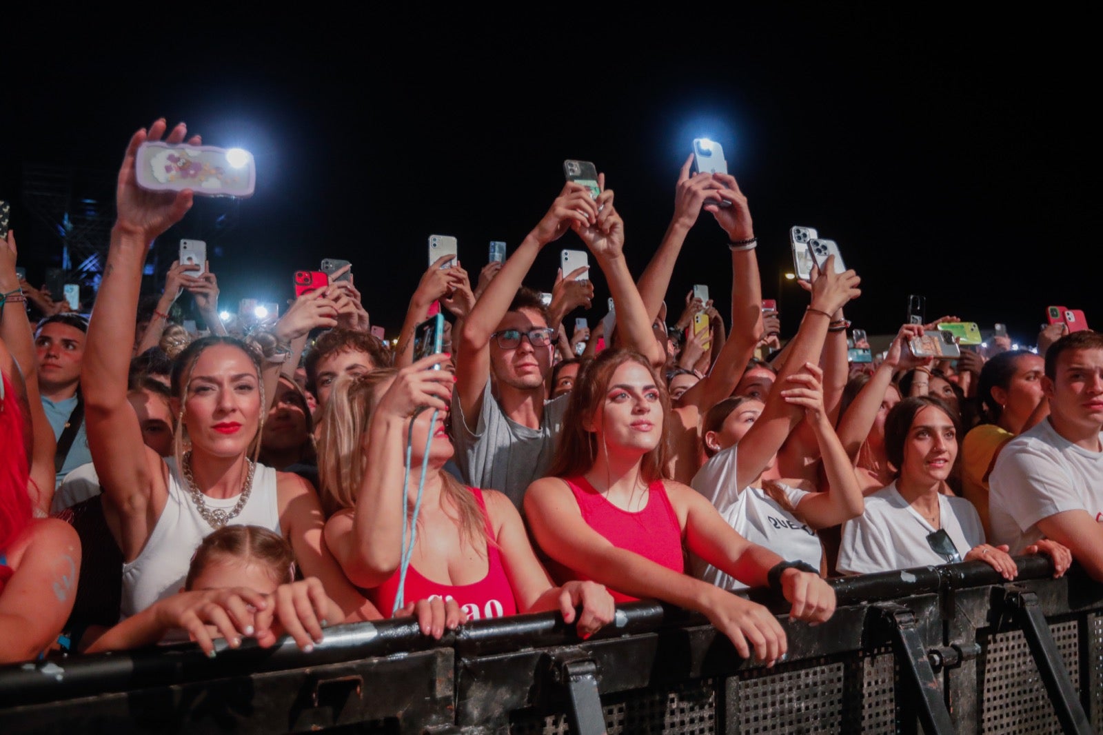 Las mejores imágenes del concierto de Quevedo en Granada