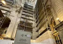 Las capillas de San Eufrasio y de San Fernando están en proceso de restauración de las vidrieras.