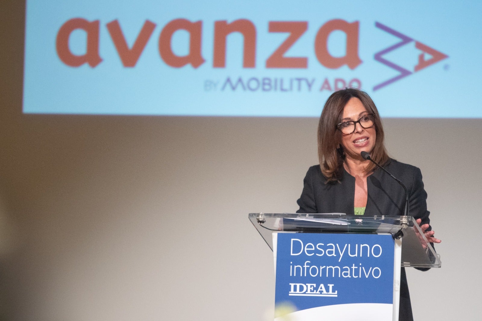 El desayuno informativo con la consejera de Fomento, Rocío Díaz, en imágenes