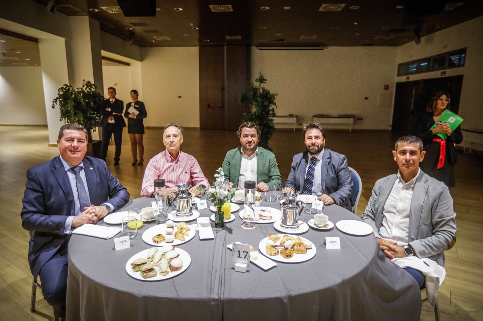 El desayuno informativo con la consejera de Fomento, Rocío Díaz, en imágenes