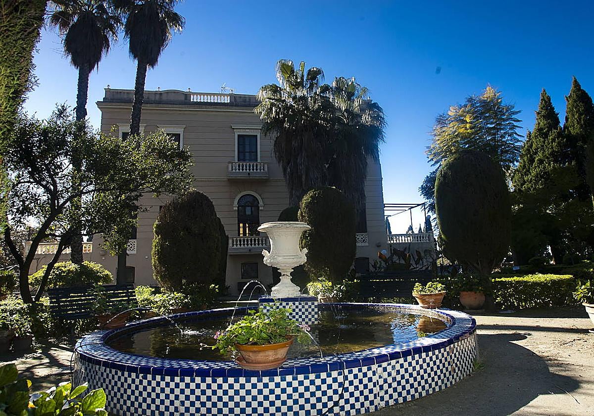 Imagen principal - Interior de la Casa de los Bates, donde se ha rodado 'Rivals'. 