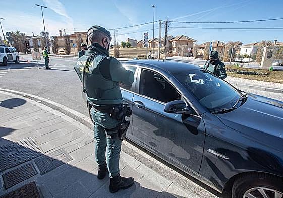 Imagen de archivo de un control de la Guardia Civil.