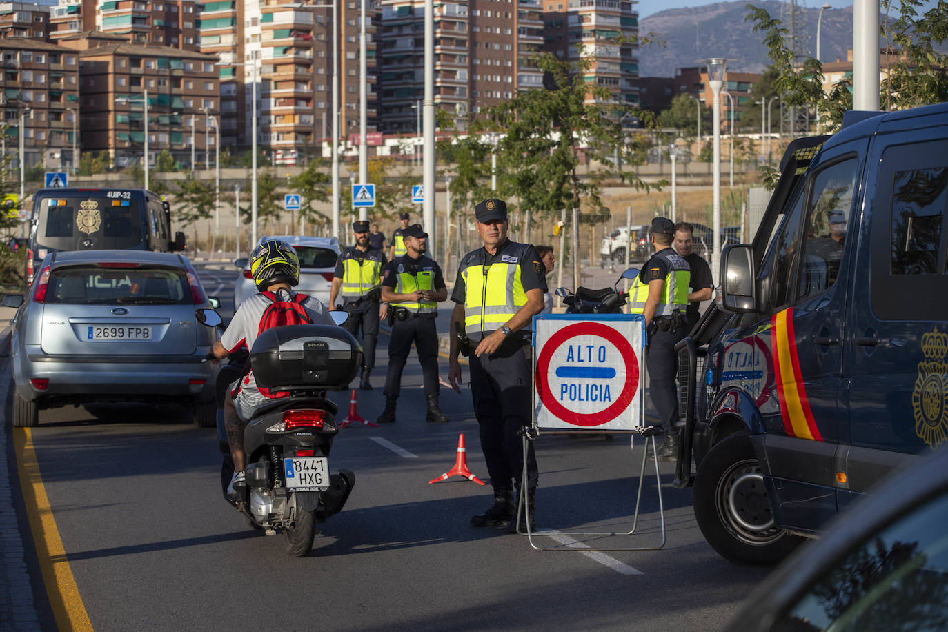 Las imágenes de los controles en los accesos a Granada por la cumbre europea