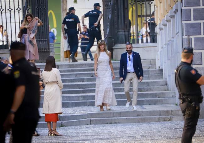 Begoña Gómez, mujer de Pedro Sánchez a su llegada a la Madraza.