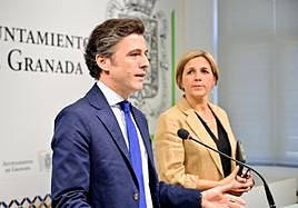 Jorge Saavedra, portavoz del gobierno muncipal, y la concejal de Movilidad, Ana Agudo