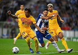 Kounde y Araújo, contra el Oporto.