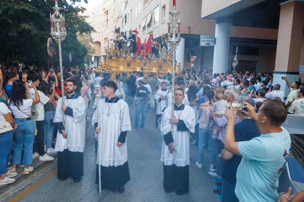 Las imágenes de los traslados del miércoles para la Magna de Granada