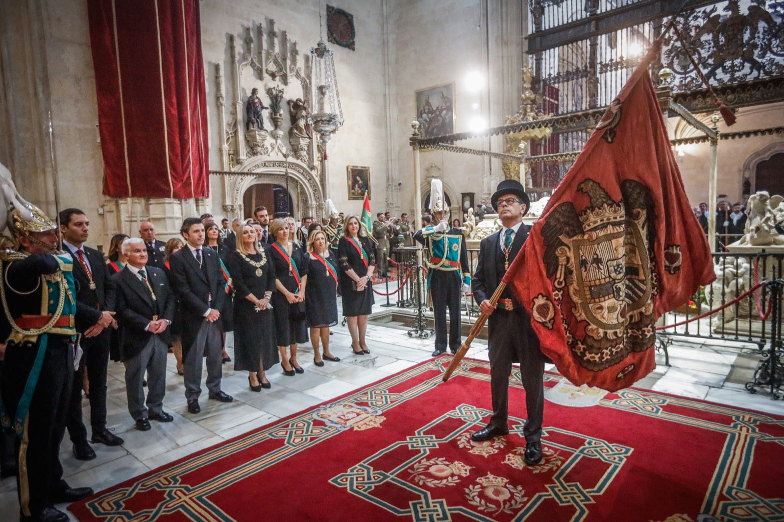 Las imágenes de los actos del 12 de octubre en Granada