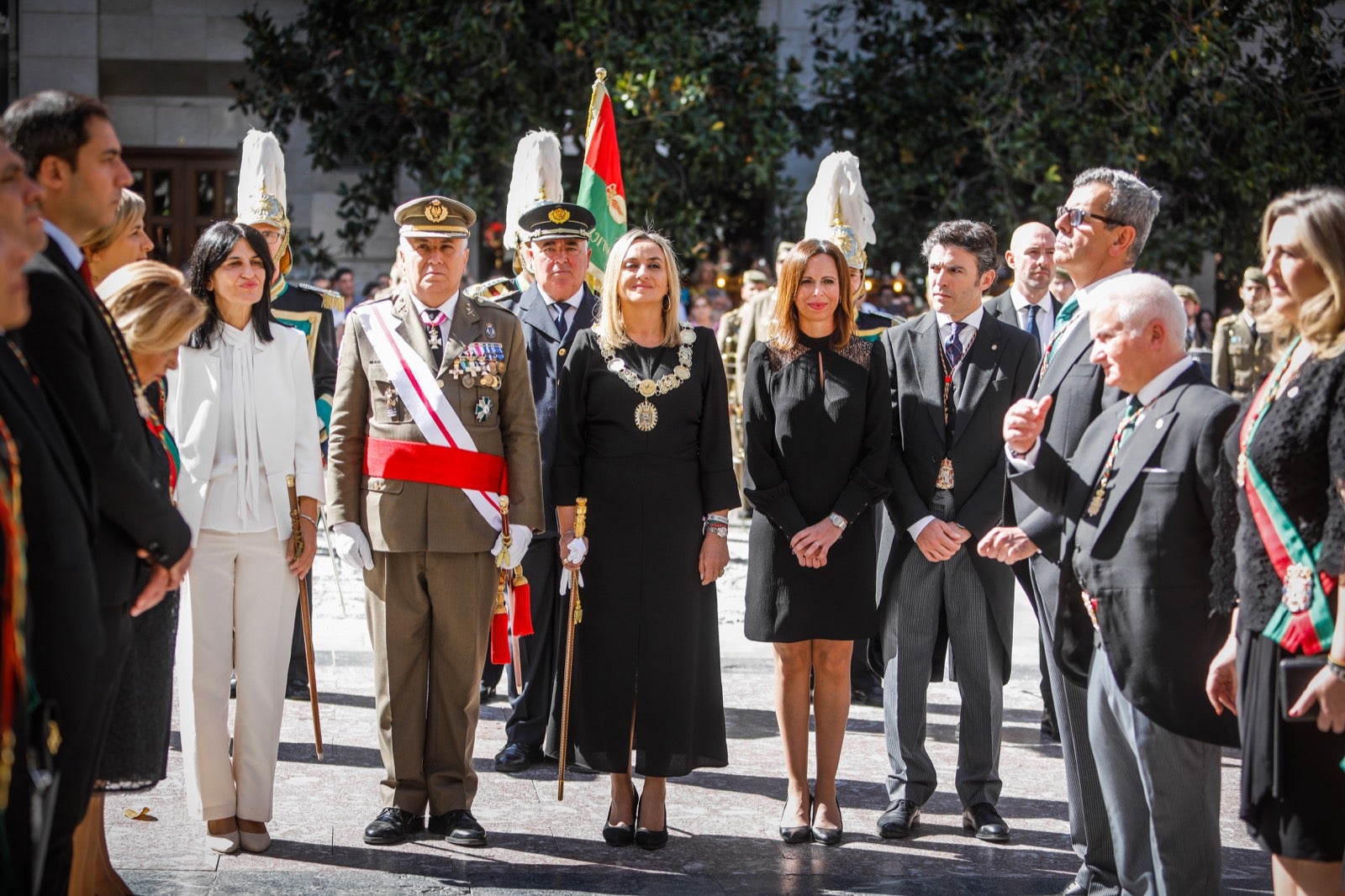 Las imágenes de los actos del 12 de octubre en Granada