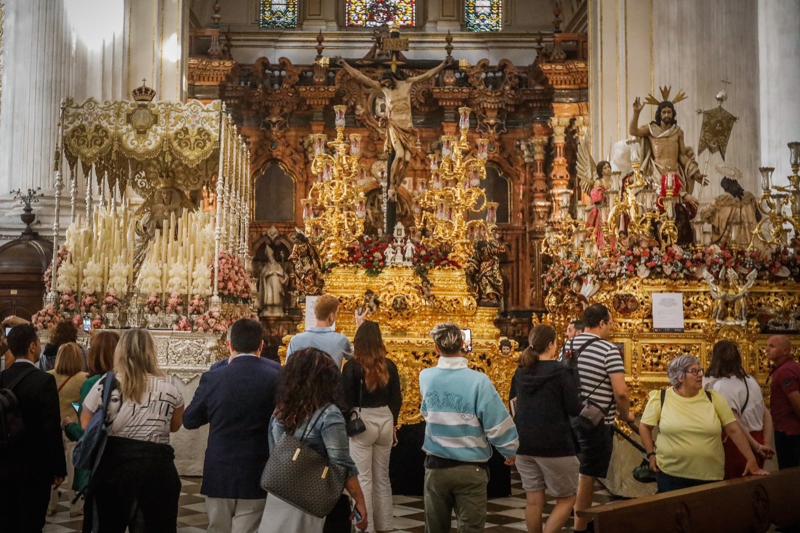 Las imágenes de todos los pasos que procesionarán en la Magna de Granada