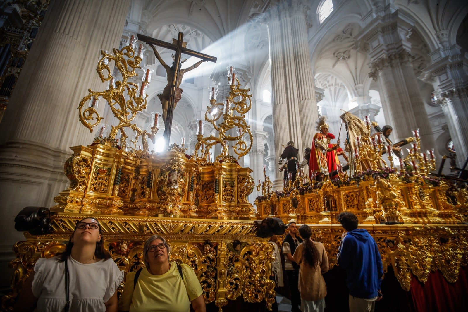 Las imágenes de todos los pasos que procesionarán en la Magna de Granada