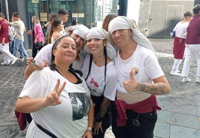 Rosi, Raquel, Patry, y Lili, durante la Magna de Granada.