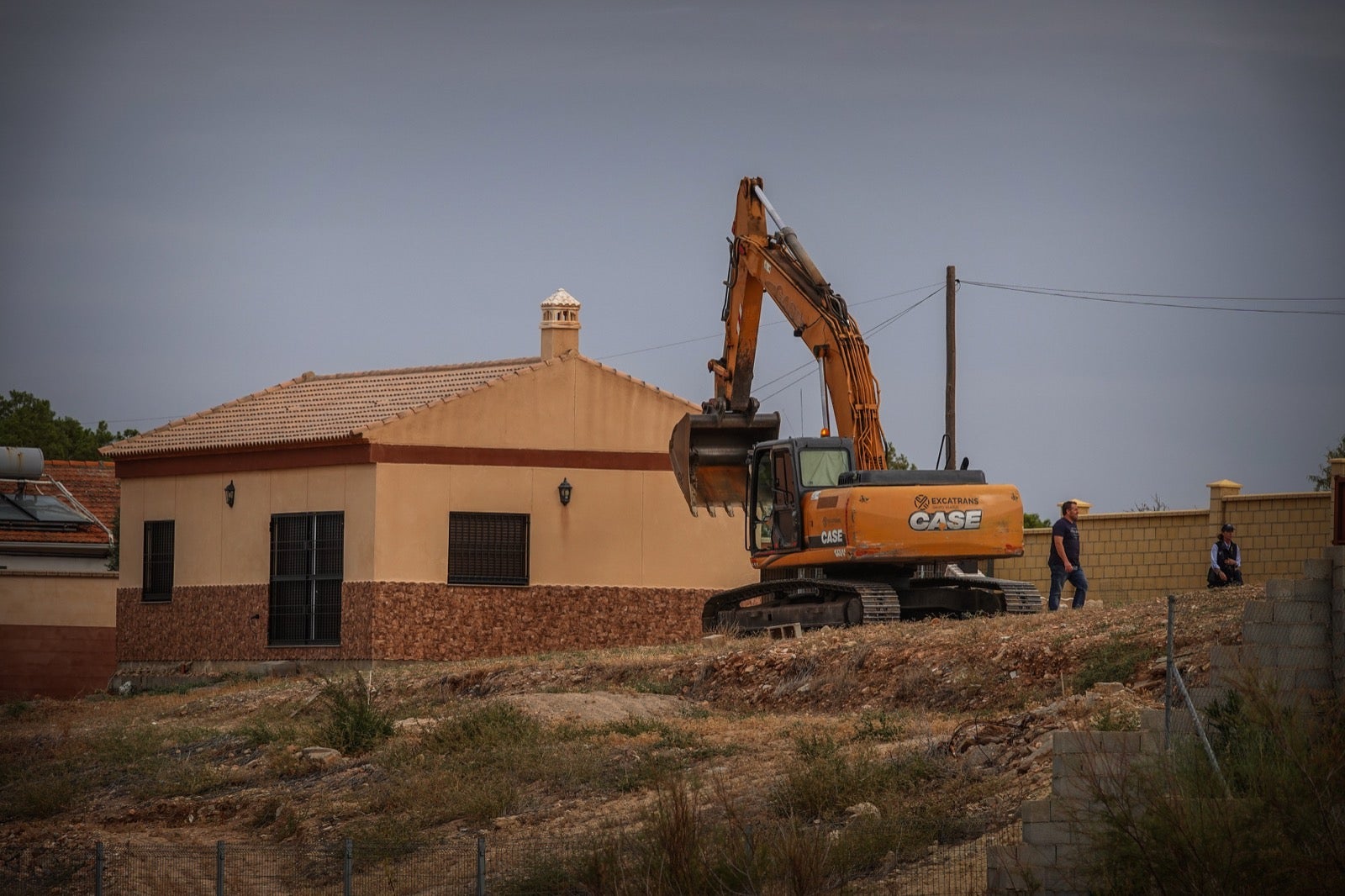 El derribo de la casa de Moraleda, en imágenes
