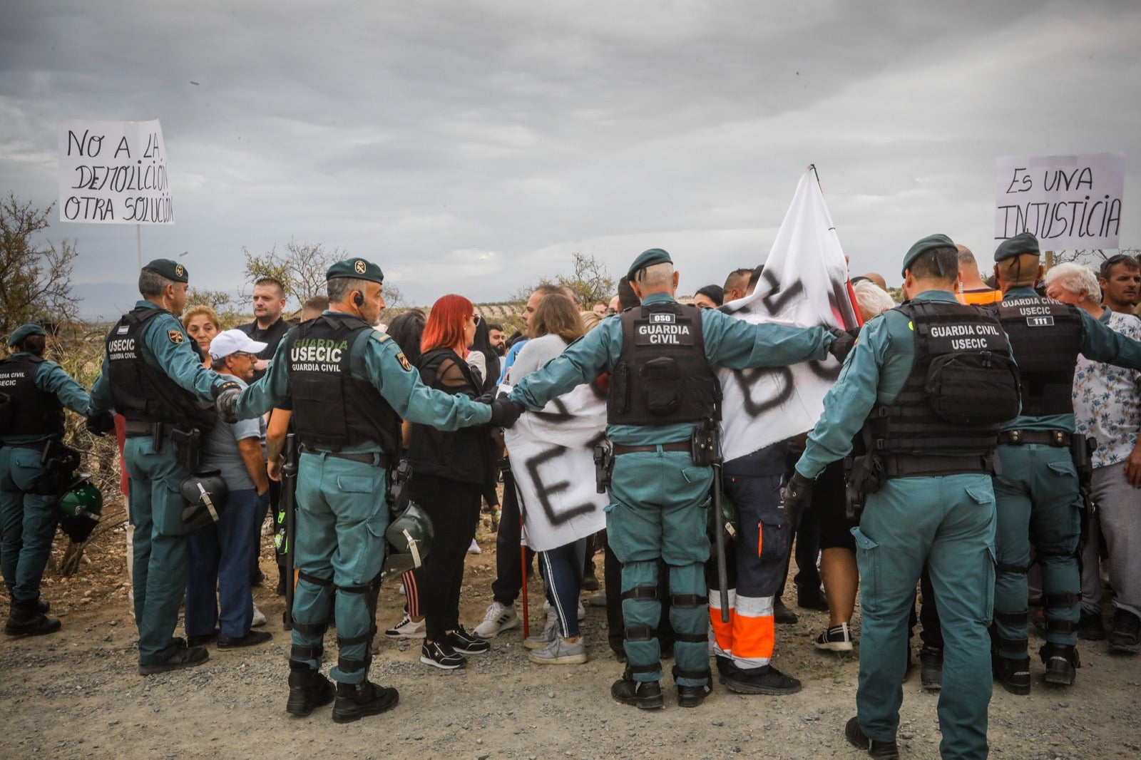 El derribo de la casa de Moraleda, en imágenes