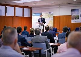 Fernández-Pacheco, en su intervención en Asempal.