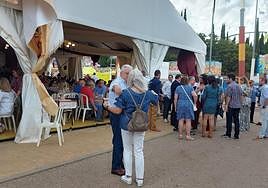 Ambiente en el recinto ferial.