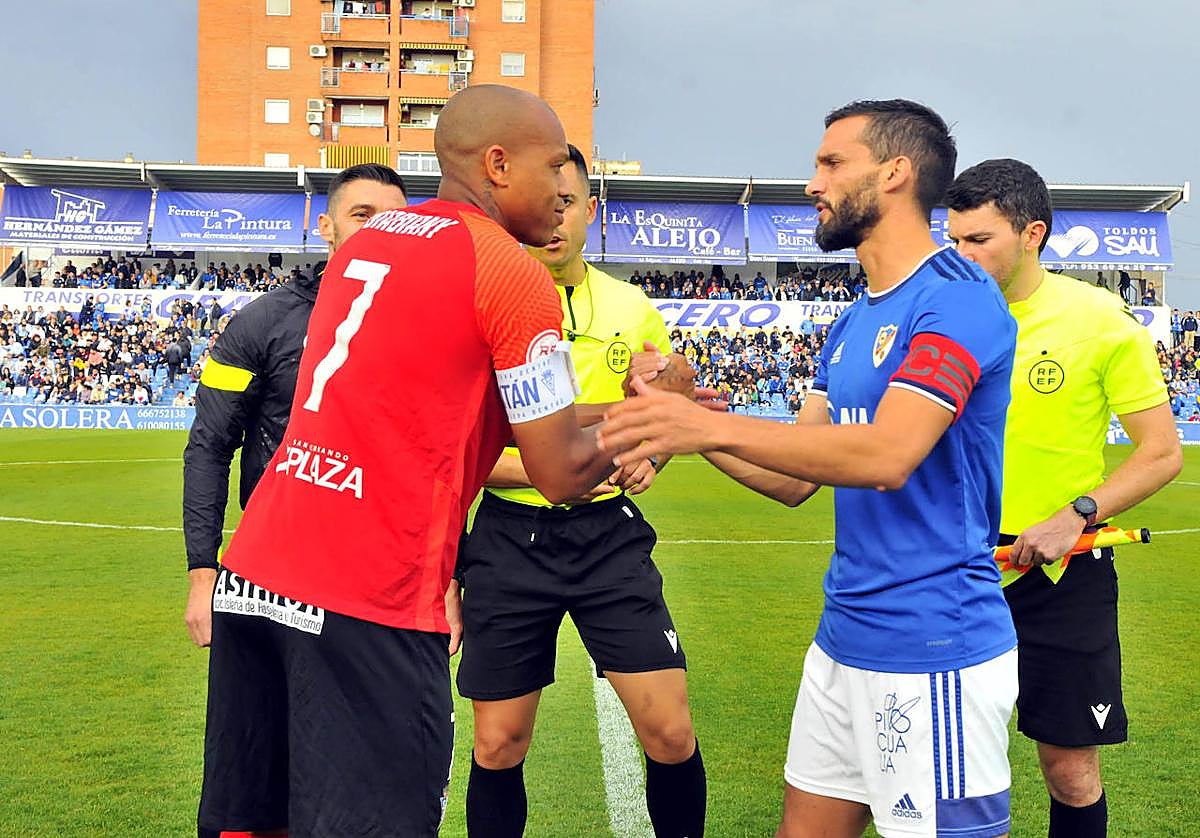 San Fernando y Linares Deportivo empataron 1-1 en su último cruce en Linarejos.