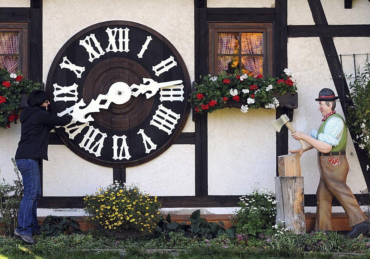 El cambio al horario de invierno llega para quedarse.