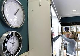 El cambio al horario de invierno llega para quedarse.