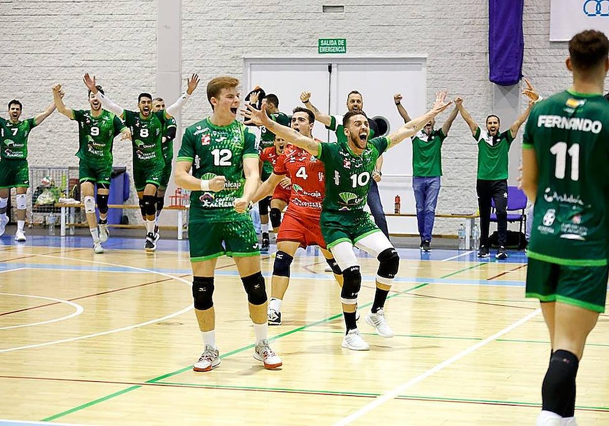 El equipo almeriense quiere seguir celebrando su solidez ante un rival que no ha ganado aún.