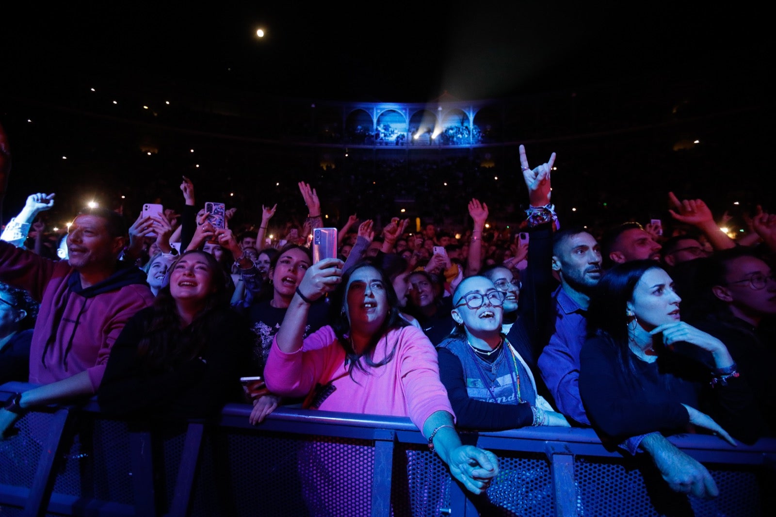 Las imágenes de la actuación de Melendi en la Plaza de Toros