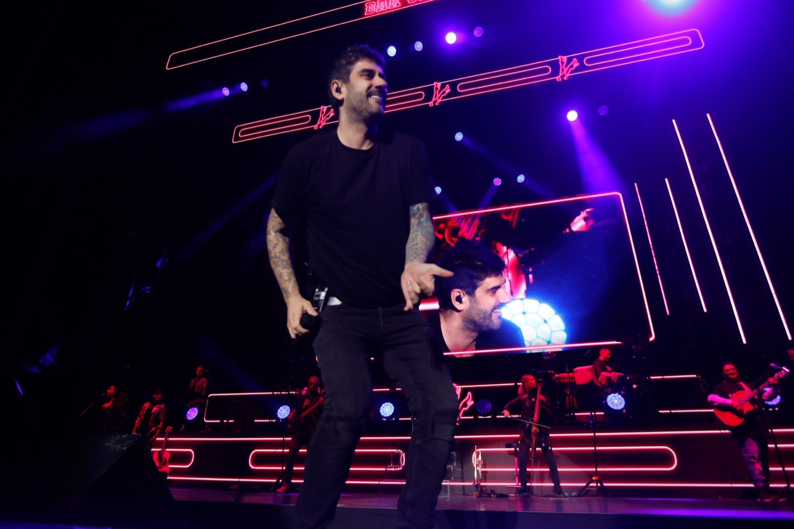 Las imágenes de la actuación de Melendi en la Plaza de Toros