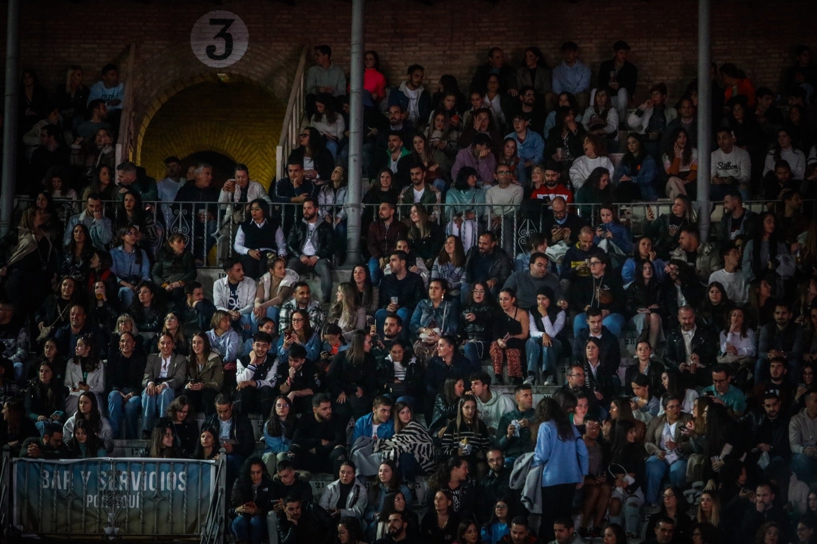 Las imágenes de la actuación de Melendi en la Plaza de Toros