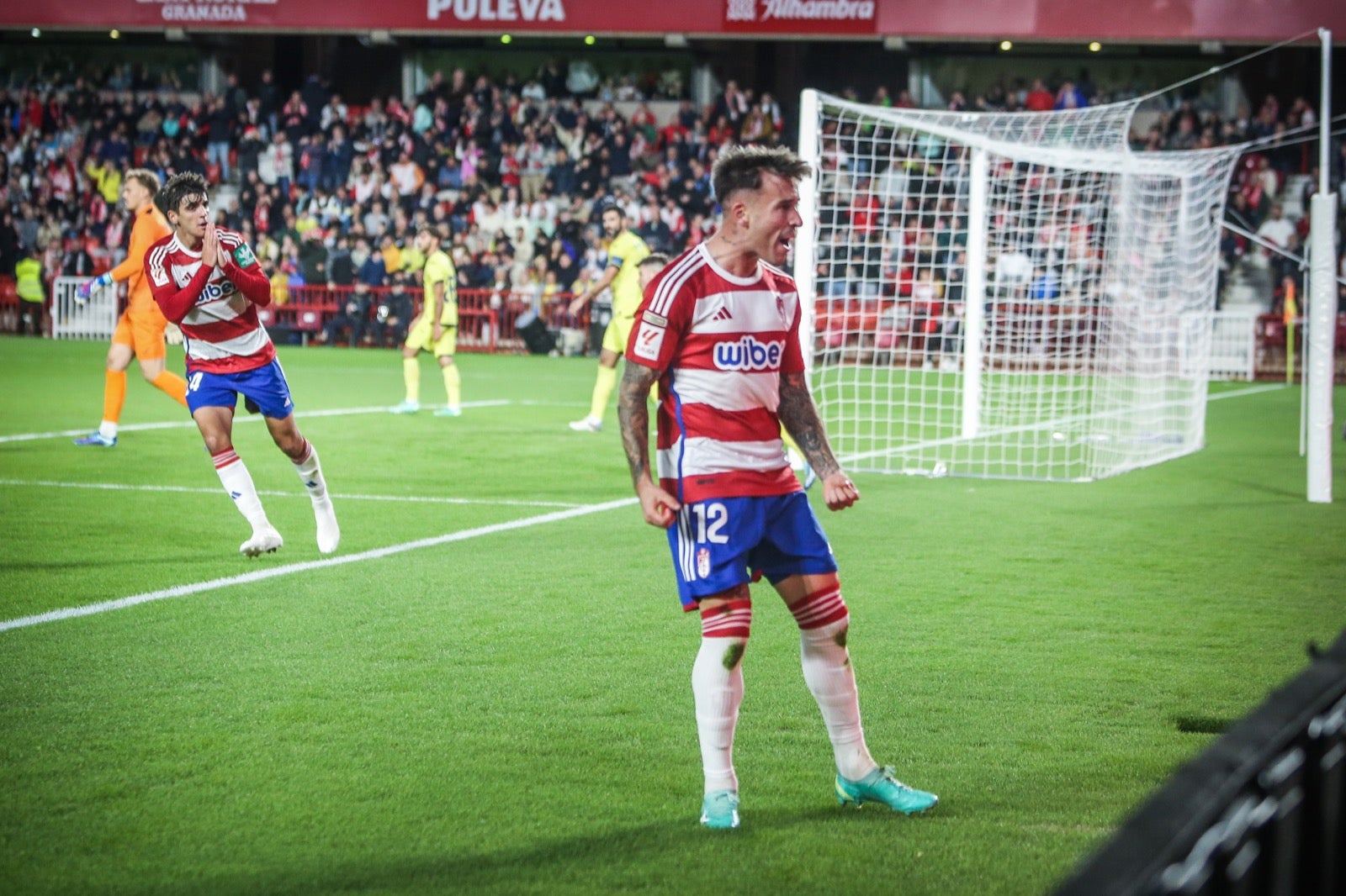 Las imágenes del Granada-Villarreal a pie de campo