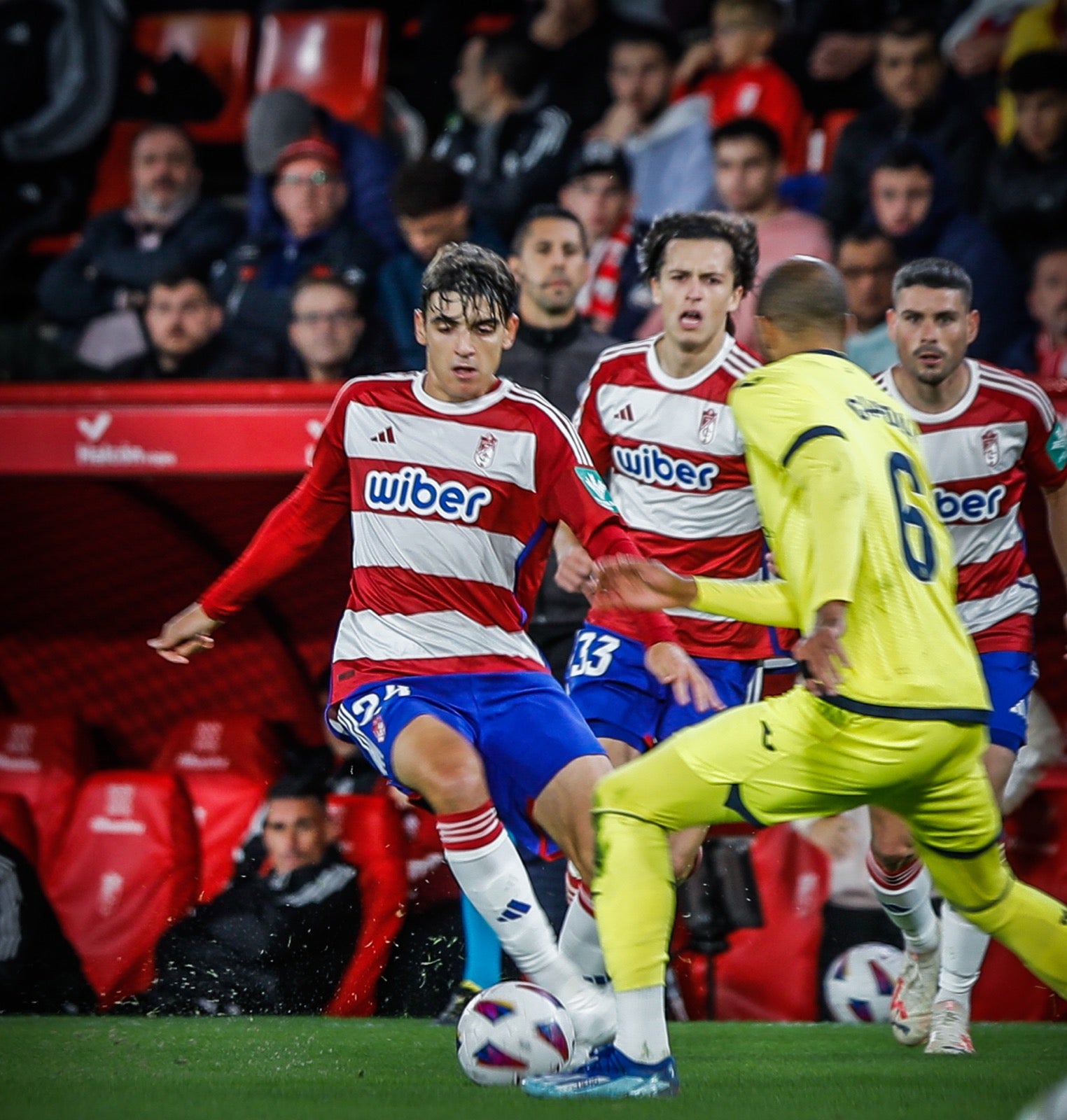 Las imágenes del Granada-Villarreal a pie de campo