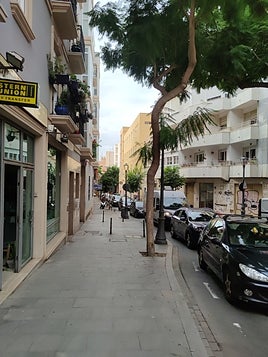 Tráfico en el centro de Almería.