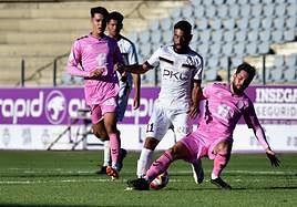 El Real Jaén perdió gran parte de su mordiente ofensiva cuando Mario Martos tuvo que abandonar el partido.