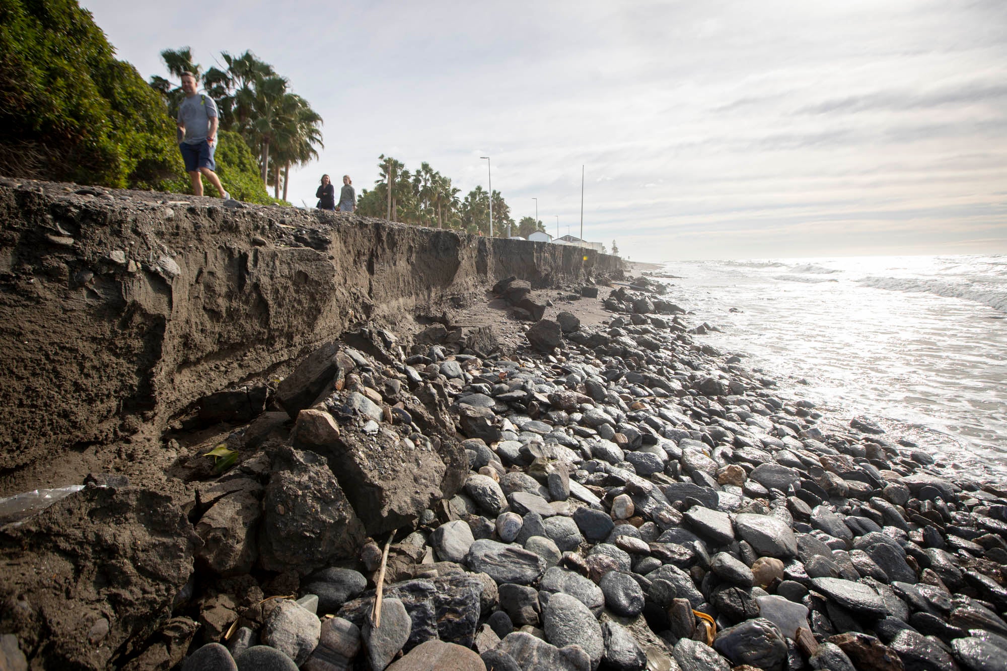 Así han quedado las playas de Granada tras el efecto del temporal