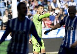 Luis Maximiano volvió a la portería aunque sus paradas no evitaron la derrota de la UD Almería.