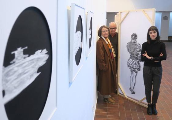 Elena García de Paredes Falla, Paolo Pinamonti y Carmen González Castro, en la exposición.