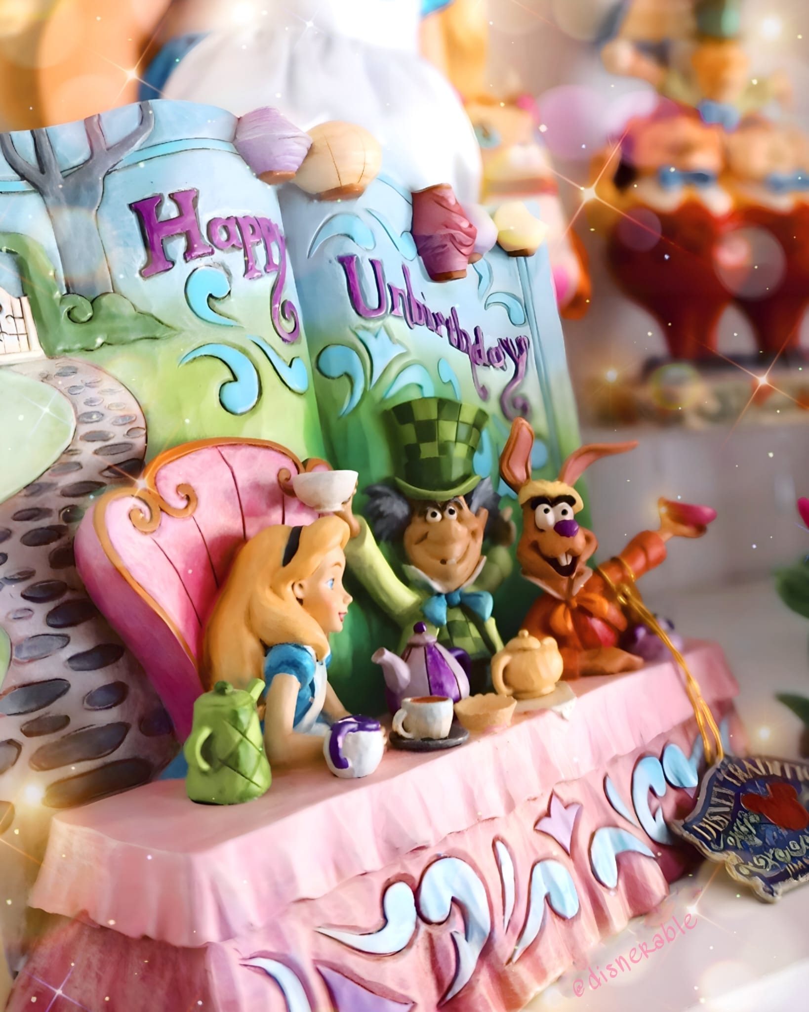 Las fotografías de la Disneylandia en miniatura de una granadina que encandila por redes sociales