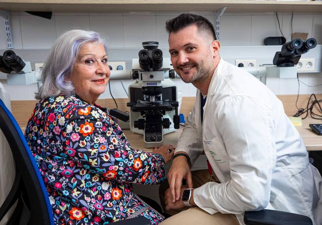 López y Puerta, en el laboratorio.