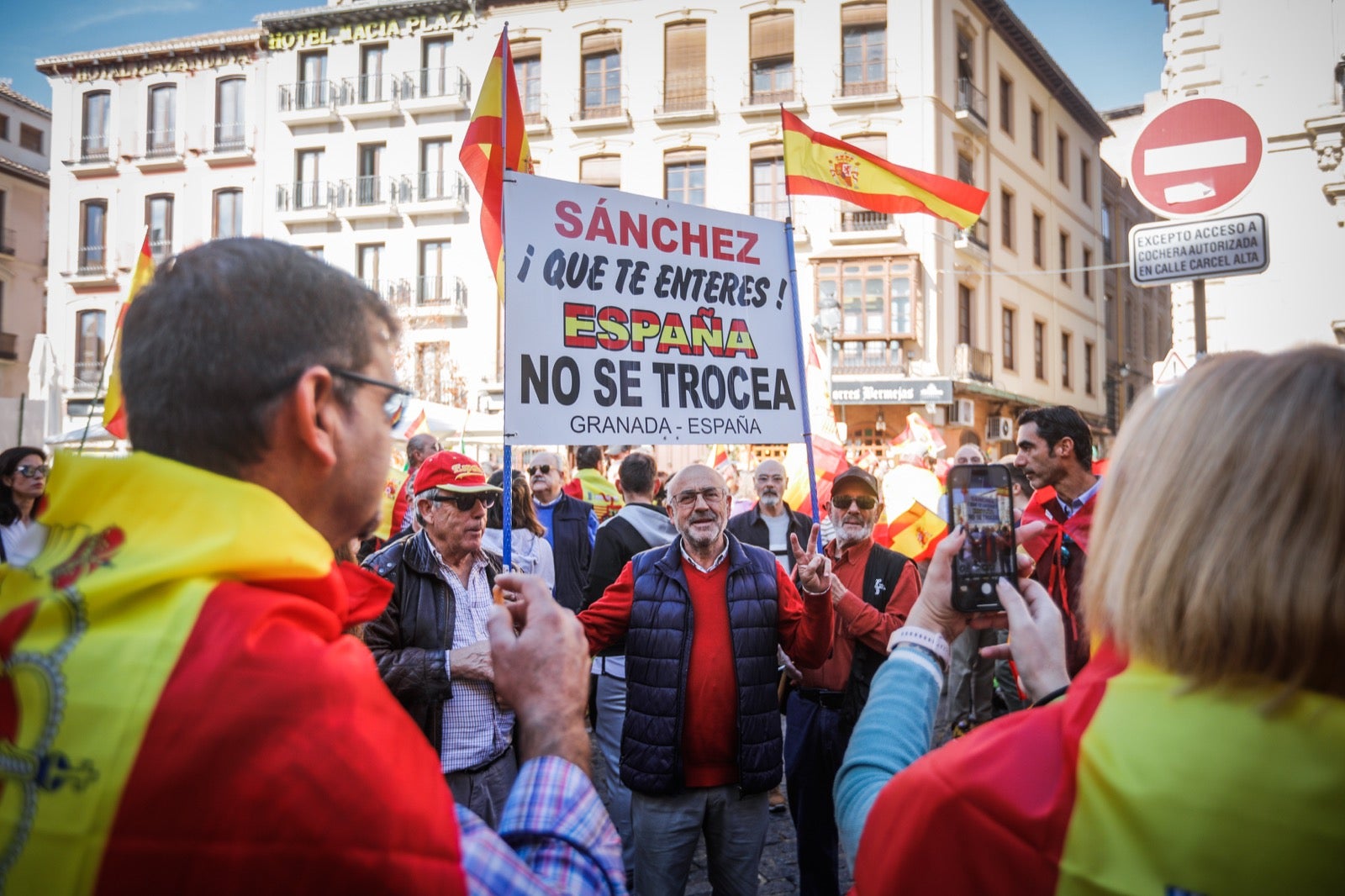 Las imágenes de la protesta en Granada contra la amnistía