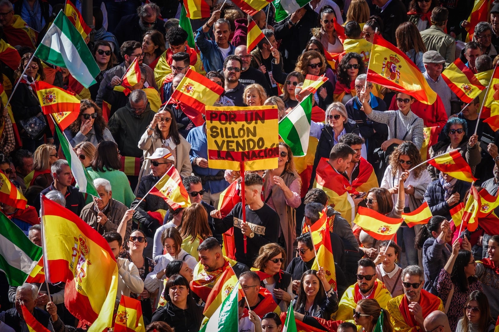 Las imágenes de la protesta en Granada contra la amnistía