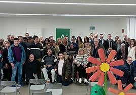 Parte de los colectivos que han participado en las exposiciones.