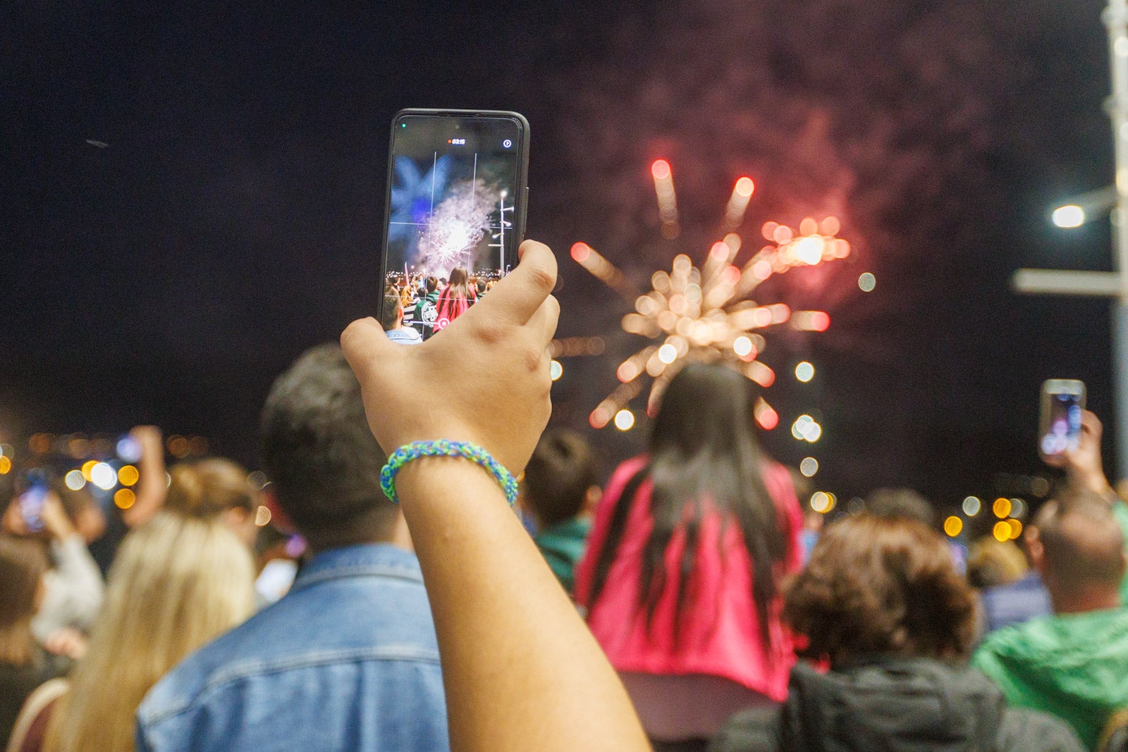 Así ha sido el encendido de las luces navideñas del Nevada