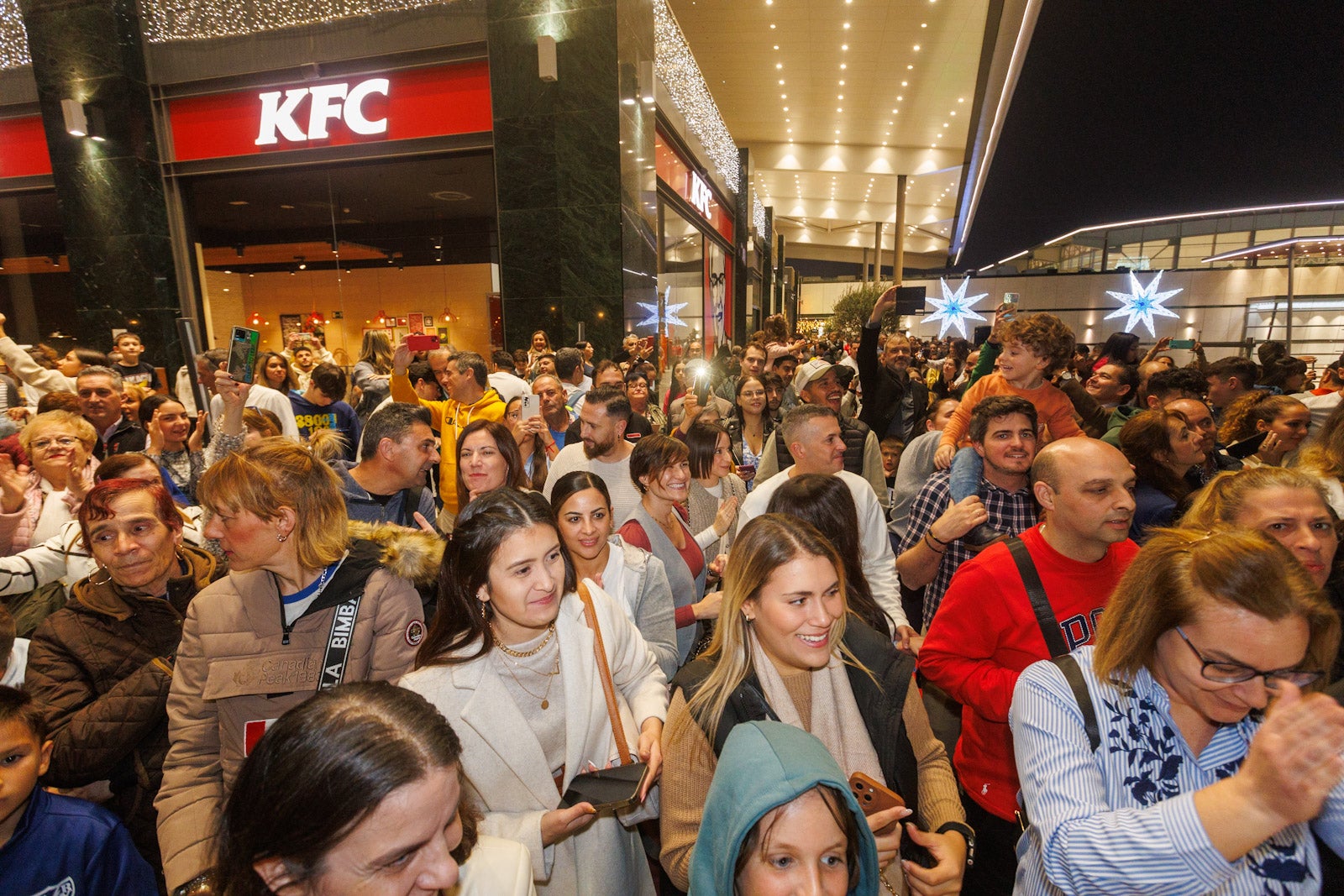 Así ha sido el encendido de las luces navideñas del Nevada