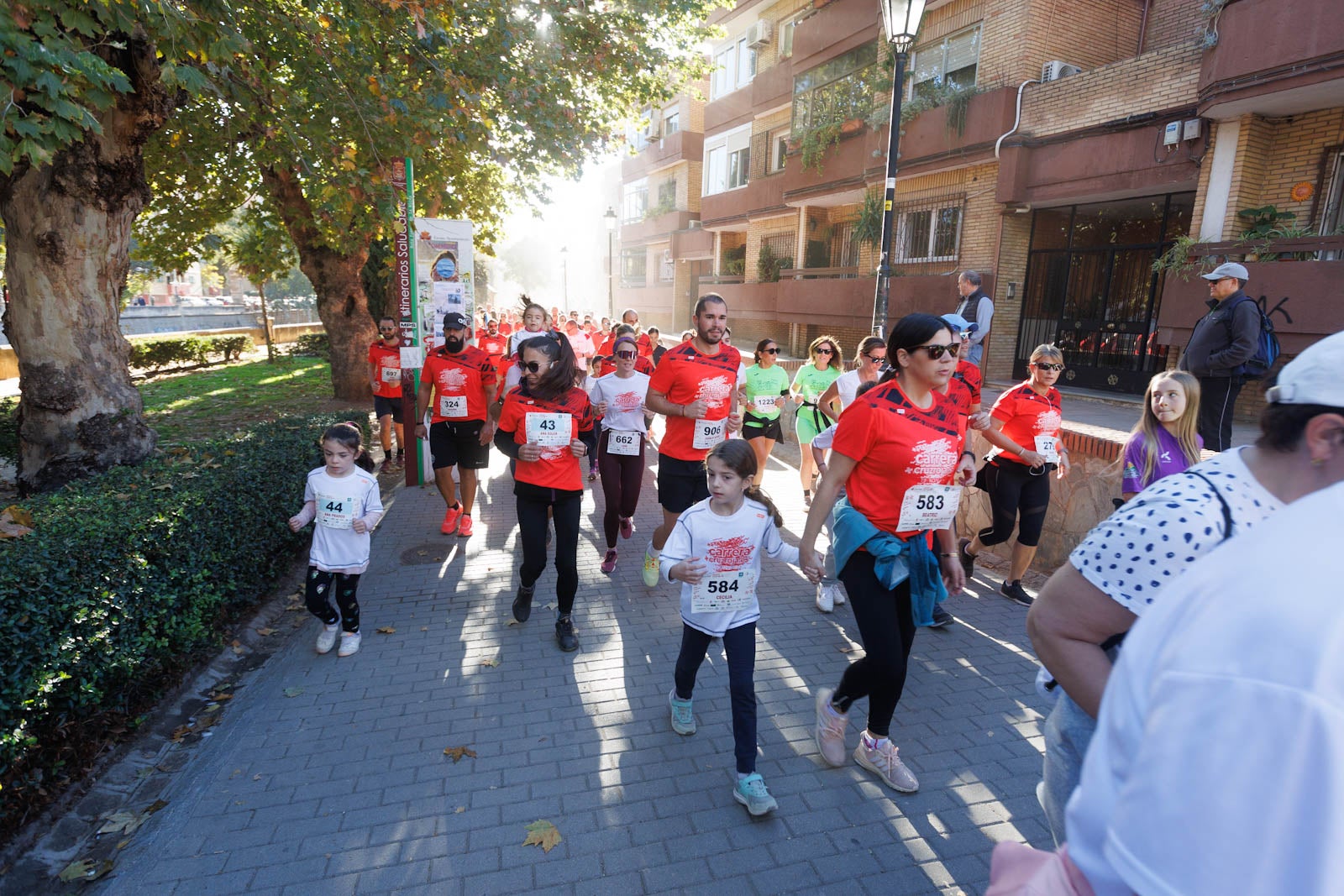 Encuéntrate en la carrera de la Cruz Roja en Granada