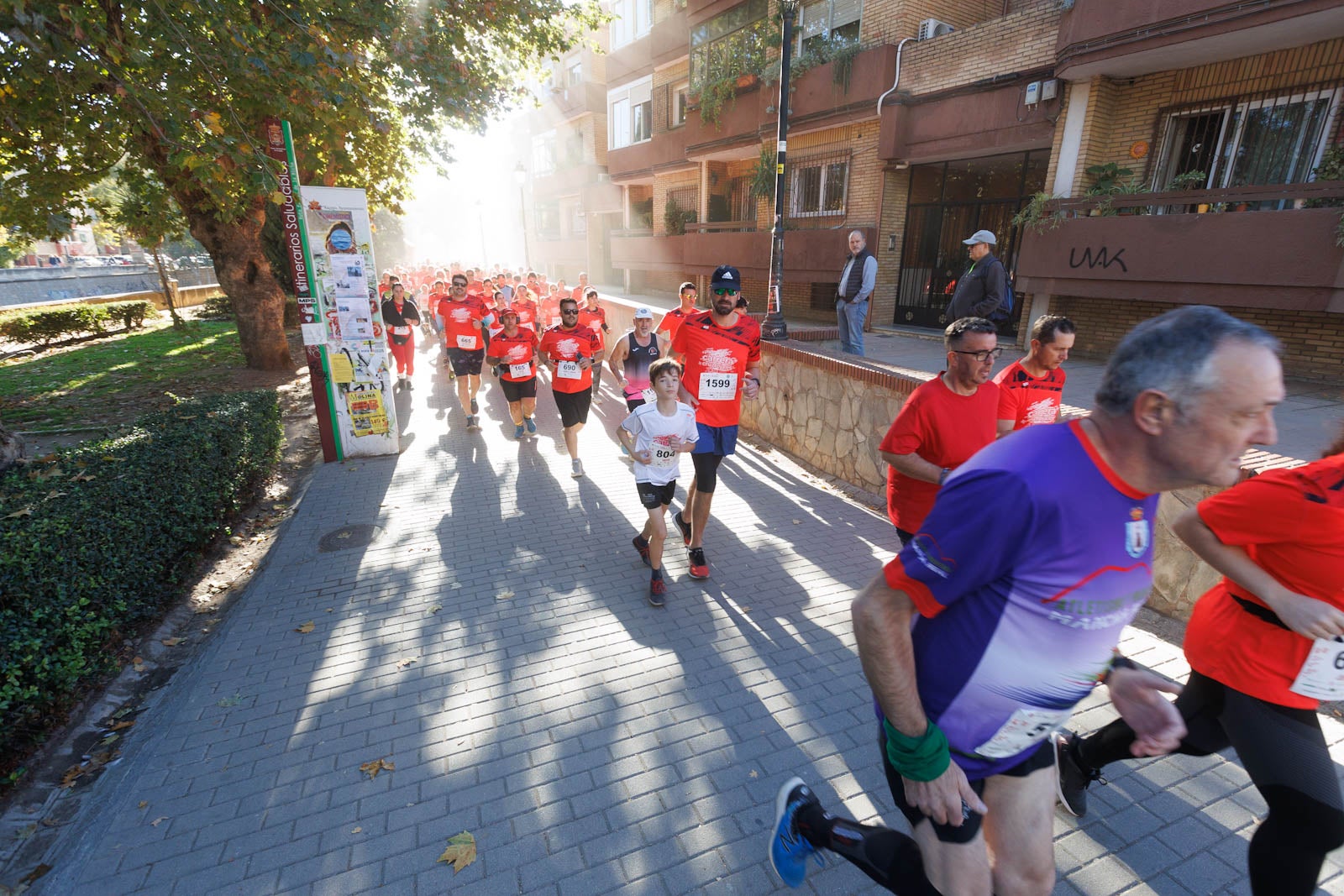 Encuéntrate en la carrera de la Cruz Roja en Granada