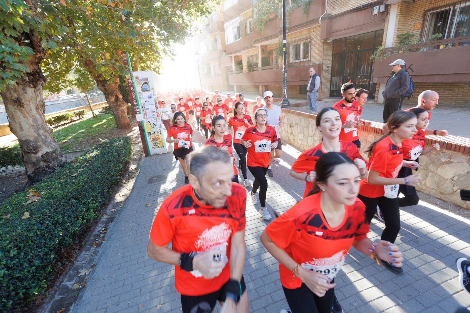 Encuéntrate en la carrera de la Cruz Roja en Granada