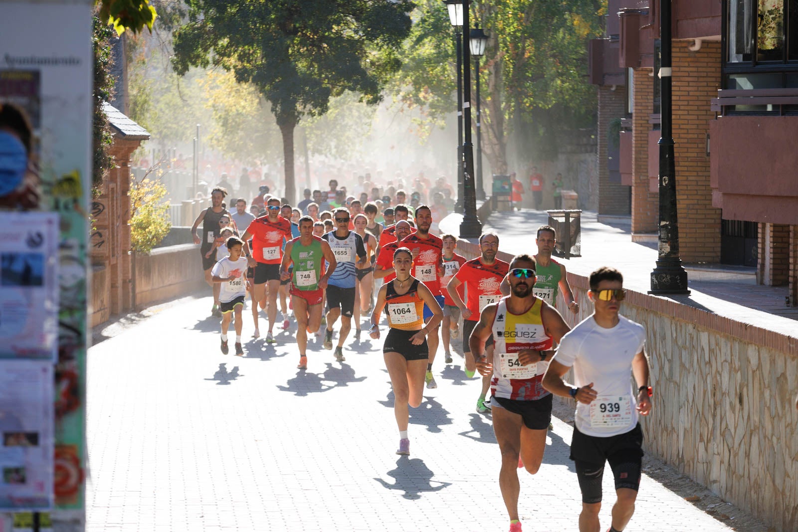 Encuéntrate en la carrera de la Cruz Roja en Granada