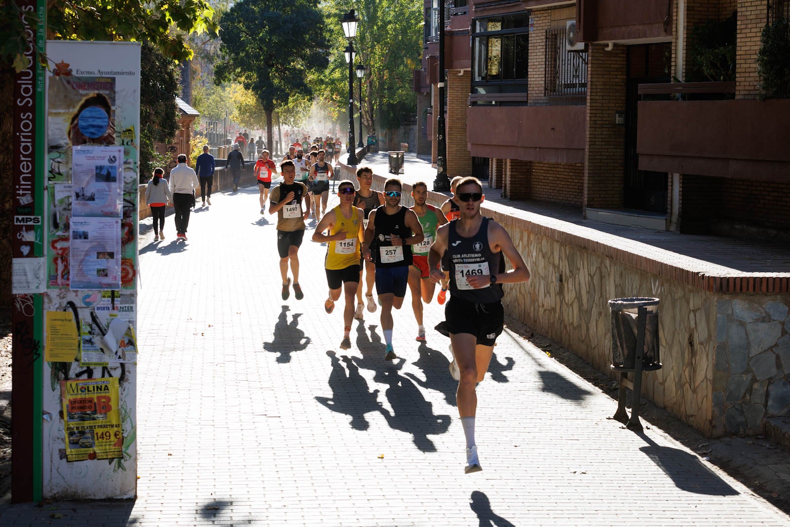 Encuéntrate en la carrera de la Cruz Roja en Granada