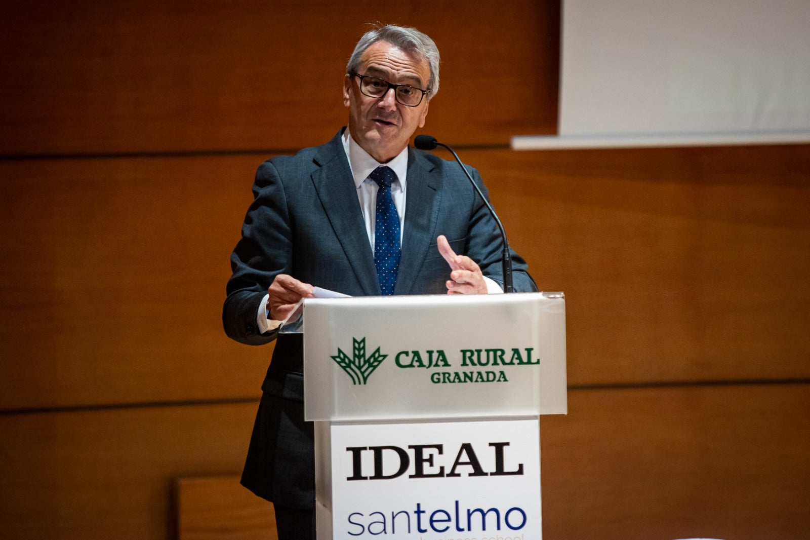 Las fotografías de la gala &#039;Quién es Quién&#039; de Granada