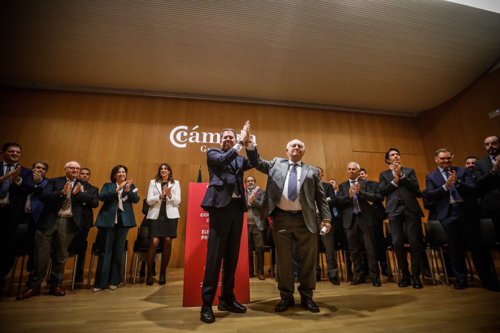 Las imágenes de Gerardo Cuerva y los empresarios granadinos en la Cámara de Comercio