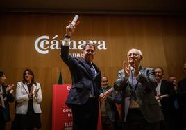 Gerardo Cuerva celebra su reelección