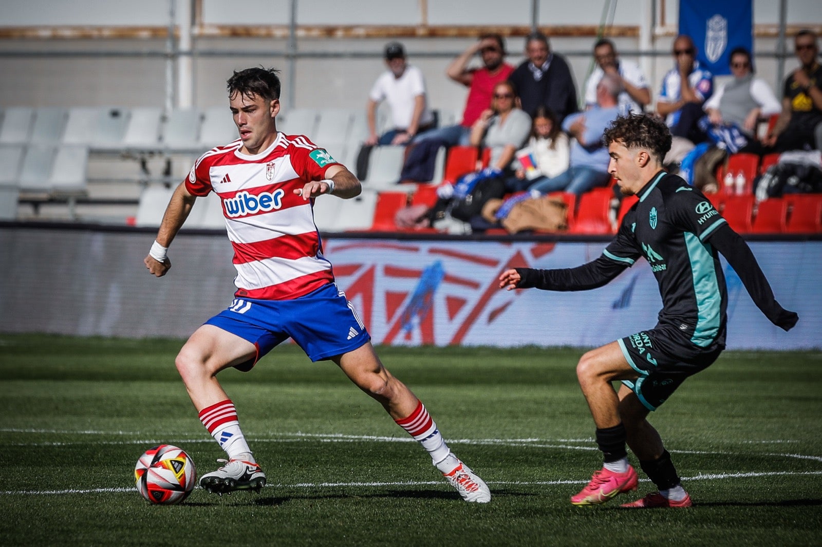 Las mejores imágenes del Recreativo Granada - Atlético Baleares